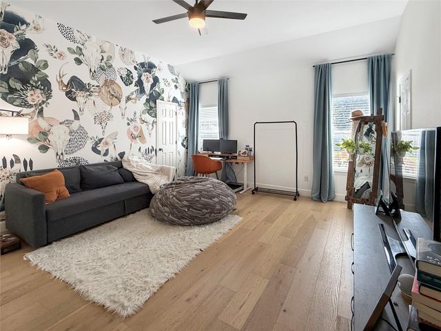 803 Meadow Bluff CT, Round Rock, TX 78665