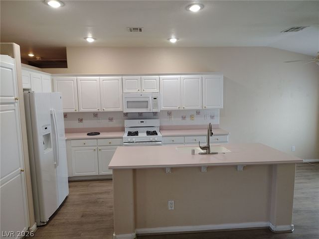 2583 Cornerbrook Circle, Henderson, NV 89052