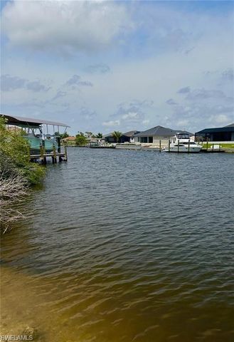 1217 NW 41st PL, Cape Coral, FL 33993