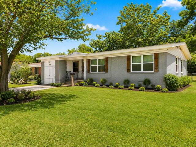 726 N Carrier Parkway, Grand Prairie, TX 75050