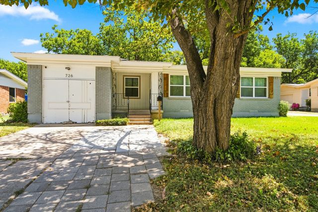 726 N Carrier Parkway, Grand Prairie, TX 75050