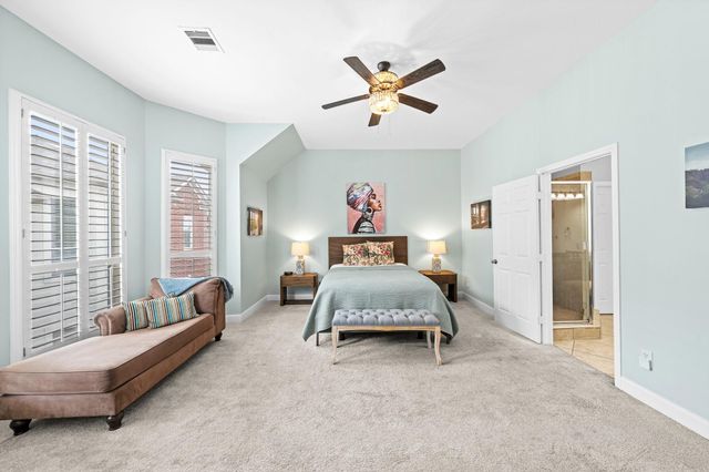 1010 Studer Street, Houston, TX 77007