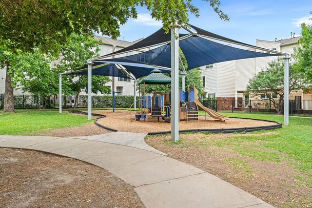 1010 Studer Street, Houston, TX 77007