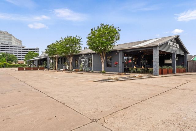 1010 Studer Street, Houston, TX 77007