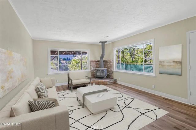 43714 Log Cabin Trl, Lake Hughes, CA 93532