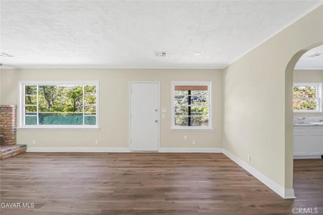 43714 Log Cabin Trl, Lake Hughes, CA 93532