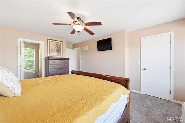 537 White Fence Drive, Wentzville, MO 63385