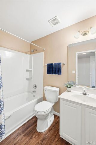 537 White Fence Drive, Wentzville, MO 63385