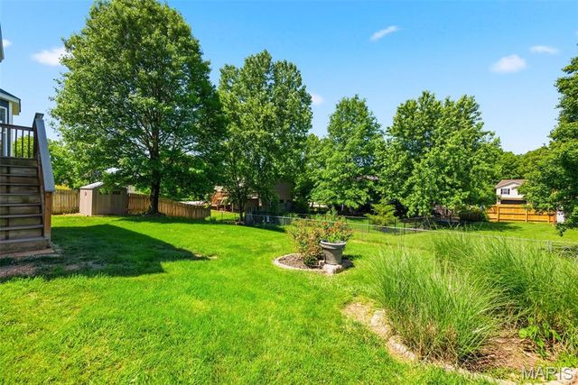 537 White Fence Drive, Wentzville, MO 63385