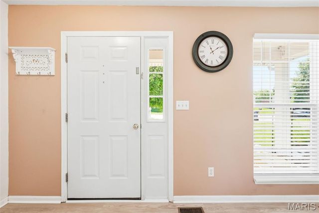 537 White Fence Drive, Wentzville, MO 63385