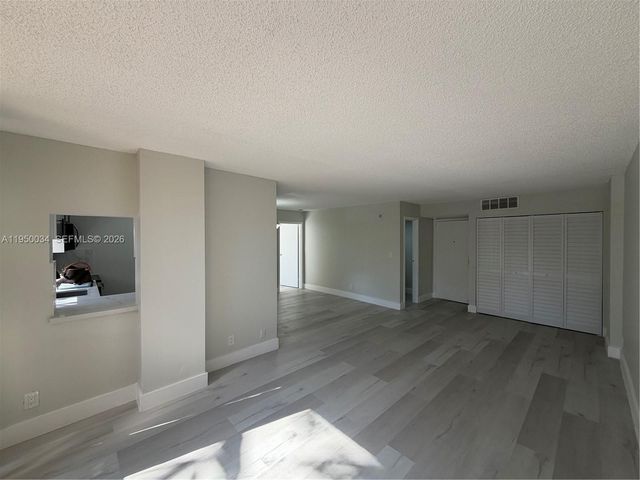 17021 N Bay Rd 216, Sunny Isles Beach, FL 33160