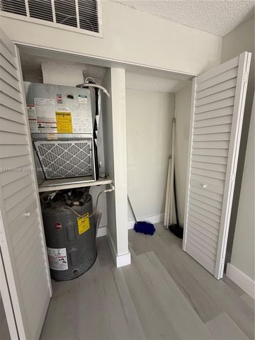 17021 N Bay Rd 216, Sunny Isles Beach, FL 33160