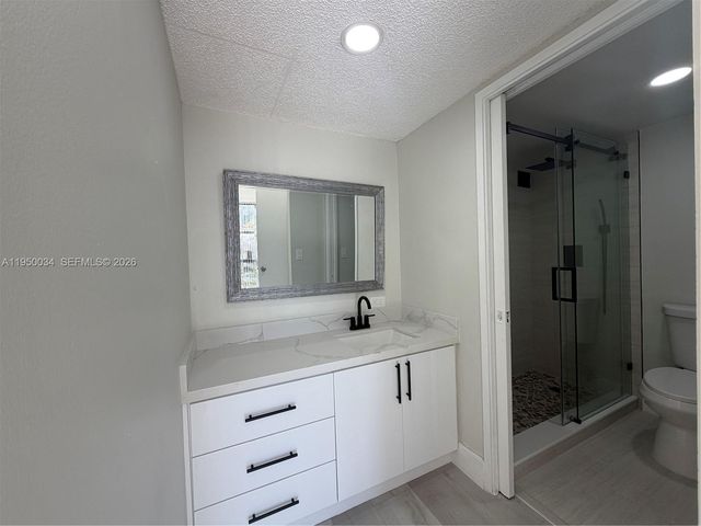 17021 N Bay Rd 216, Sunny Isles Beach, FL 33160