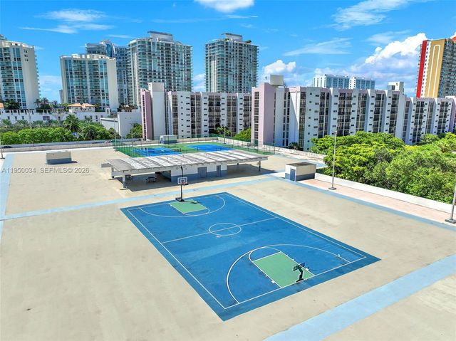 17021 N Bay Rd 216, Sunny Isles Beach, FL 33160