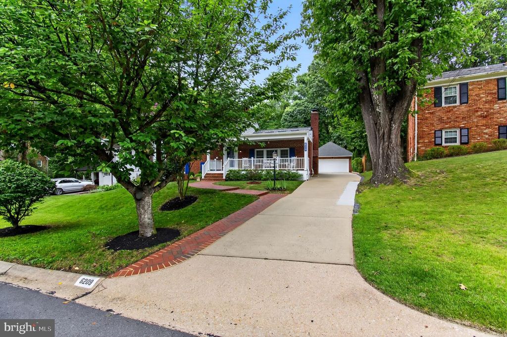 6209 REDWING CT, Bethesda, MD 20817