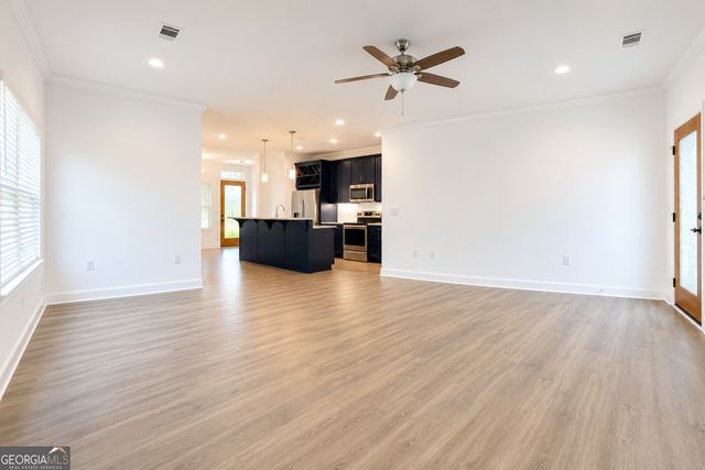 110 Cherokee Rose Circle, Dublin, GA 31021
