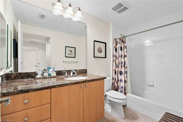 965 Sandpiper ST J204, Naples, FL 34102