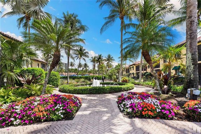 965 Sandpiper ST J204, Naples, FL 34102