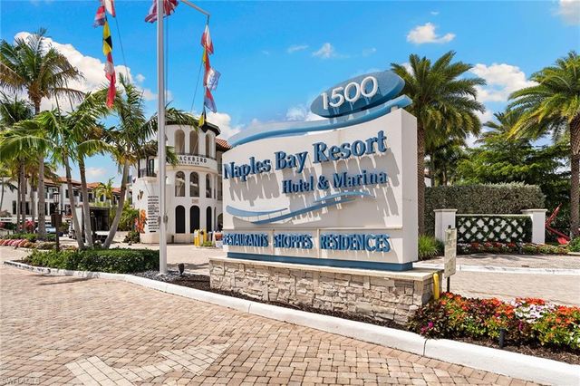 965 Sandpiper ST J204, Naples, FL 34102