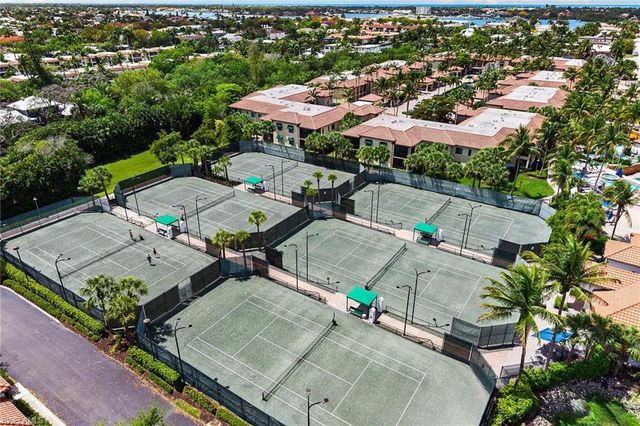 965 Sandpiper ST J204, Naples, FL 34102