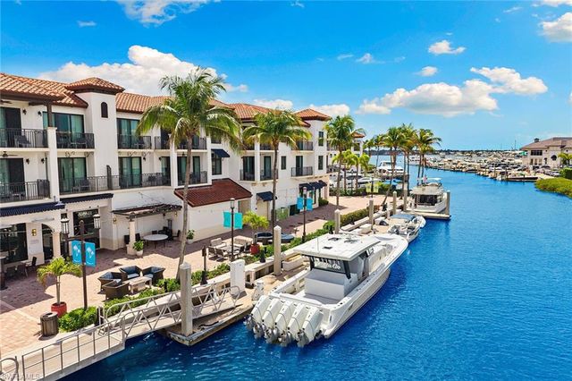 965 Sandpiper ST J204, Naples, FL 34102