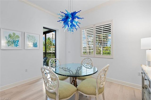 965 Sandpiper ST J204, Naples, FL 34102