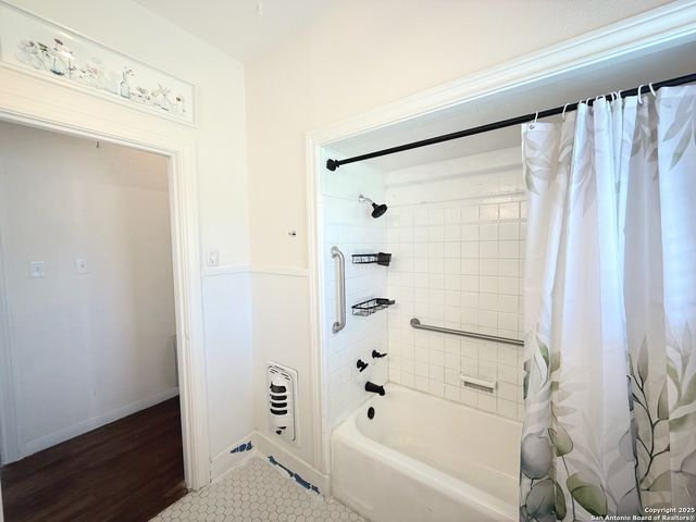 1214 Sutton, San Antonio, TX 78228