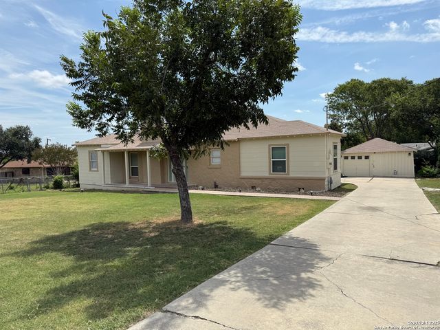1214 Sutton, San Antonio, TX 78228