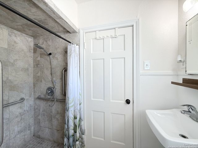 1214 Sutton, San Antonio, TX 78228