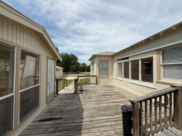 1214 Sutton, San Antonio, TX 78228