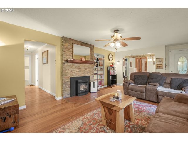 3700 Ne 53RD St, Vancouver, WA 98661