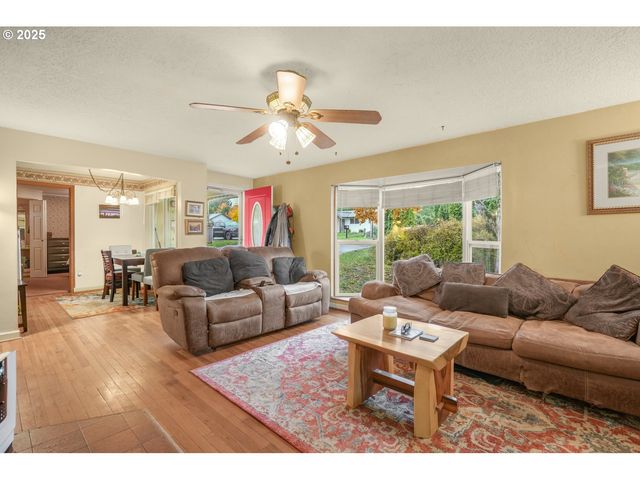 3700 Ne 53RD St, Vancouver, WA 98661