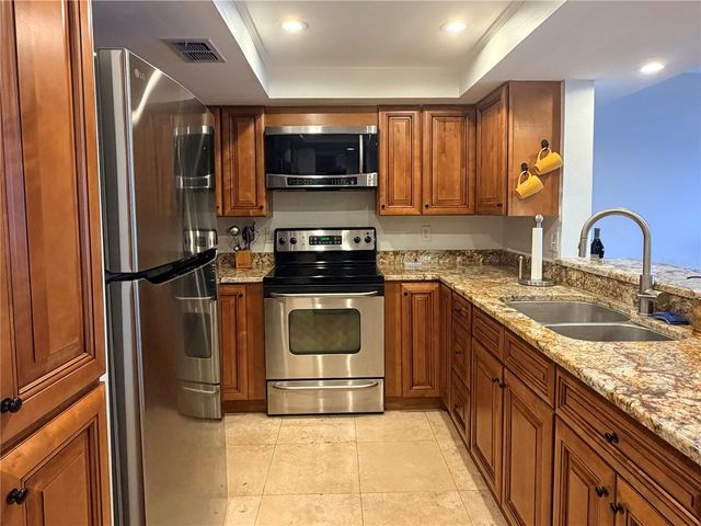 5020 BAYSHORE BOULEVARD 303, Tampa, FL 33611