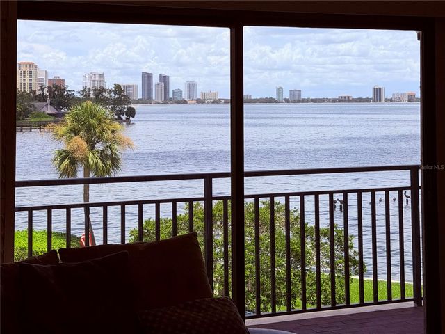 5020 BAYSHORE BOULEVARD 303, Tampa, FL 33611