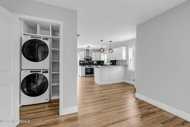 209 Ridge Avenue, Belford, NJ 07718