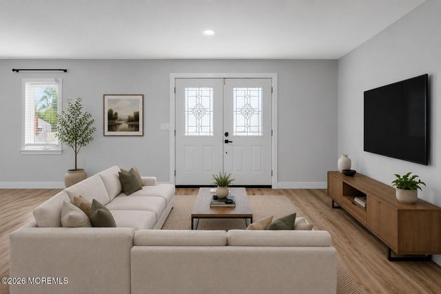 209 Ridge Avenue, Belford, NJ 07718