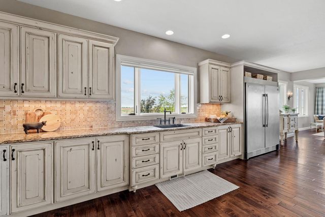 32457 Alexander Court, Northfield, MN 55057