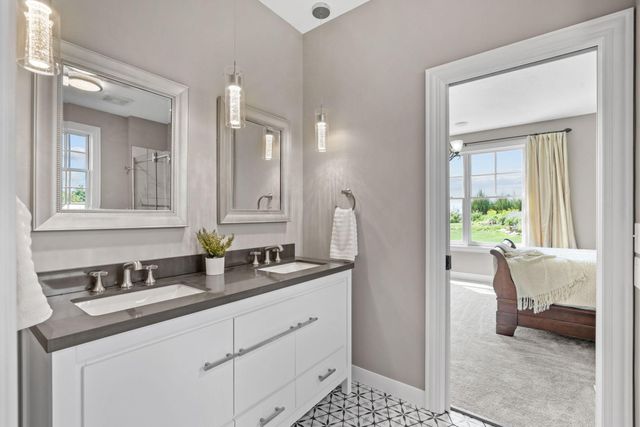 32457 Alexander Court, Northfield, MN 55057