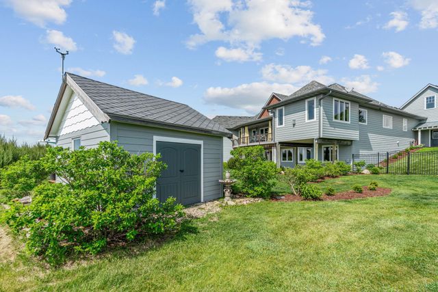 32457 Alexander Court, Northfield, MN 55057