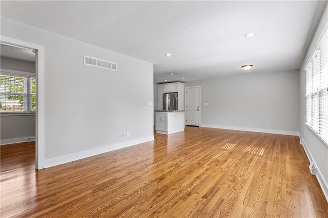 9303 Park Street, Lenexa, KS 66215