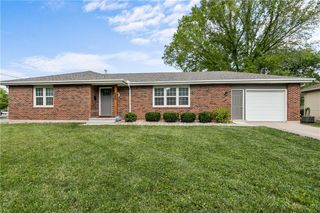 9303 Park Street, Lenexa, KS 66215