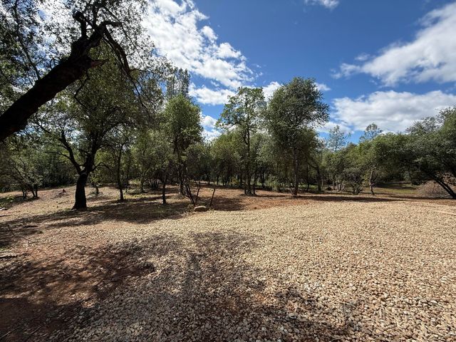 12333 Quartz Hill Road, Redding, CA 96003