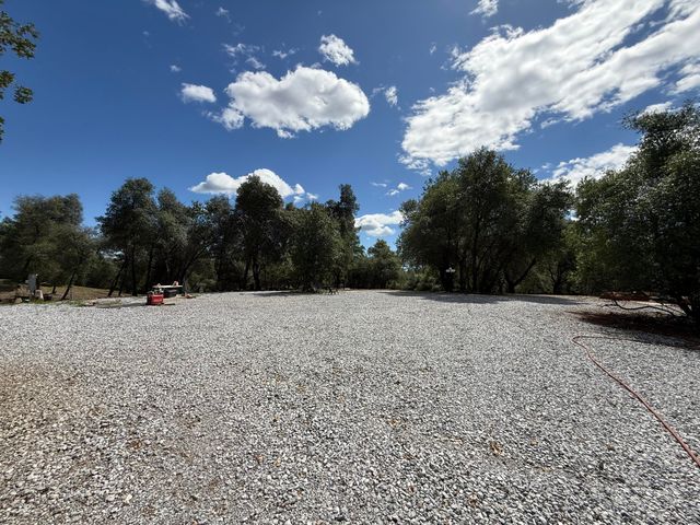 12333 Quartz Hill Road, Redding, CA 96003