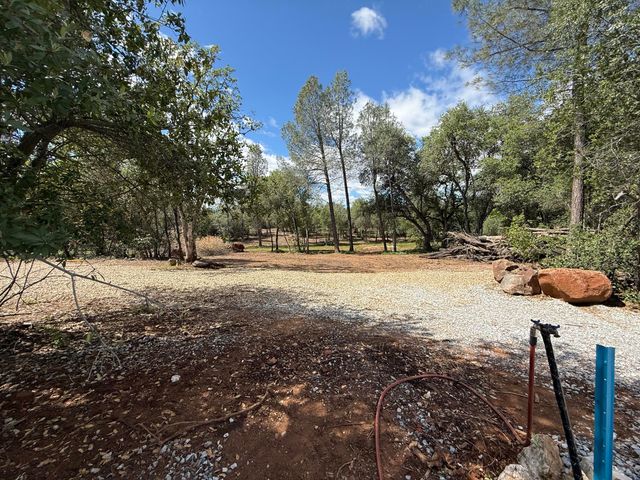 12333 Quartz Hill Road, Redding, CA 96003