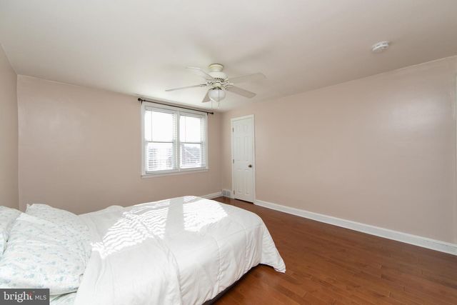 939 FARISTON DR, Drexel Hill, PA 19026