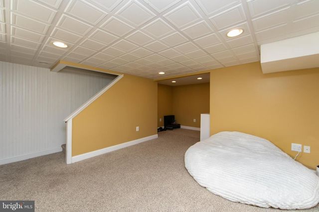 939 FARISTON DR, Drexel Hill, PA 19026