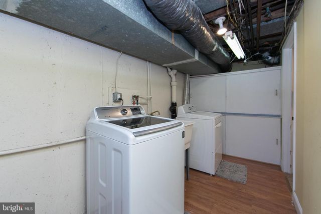 939 FARISTON DR, Drexel Hill, PA 19026