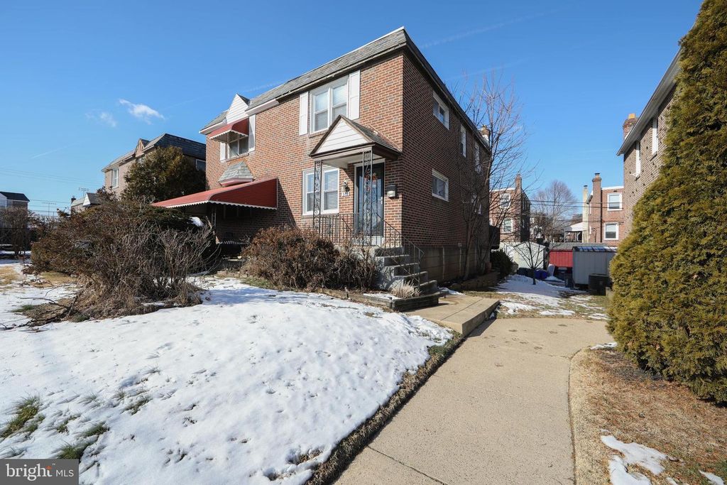 939 FARISTON DR, Drexel Hill, PA 19026