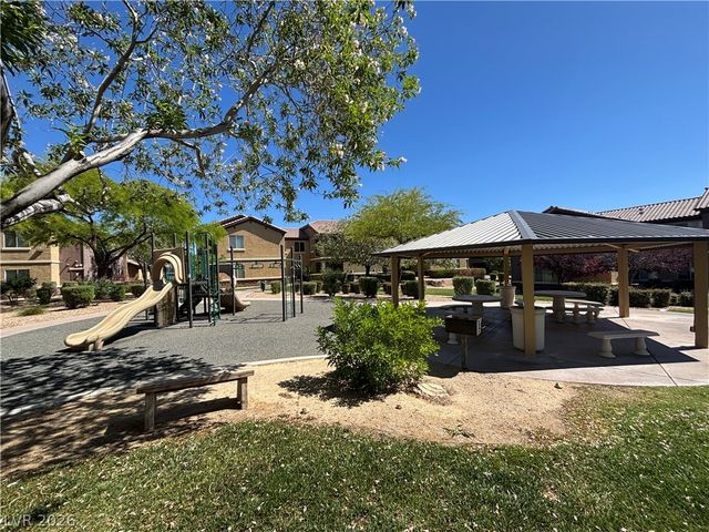 6868 Sky Pointe Drive 2022, Las Vegas, NV 89131