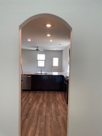 13716 Logan Pass Drive, Ponder, TX 76259